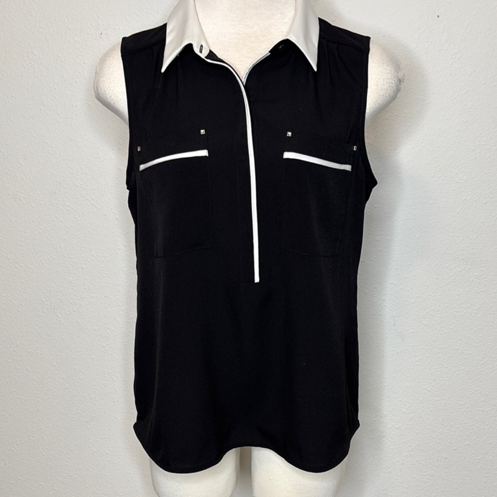 White House Black Market Sleeveless Button Down Black & White Collard Top